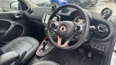 Smart EQ forfour hatchback 60kW EQ Exclusive 17kWh 5dr Auto [22kWch] Electric Hatchback